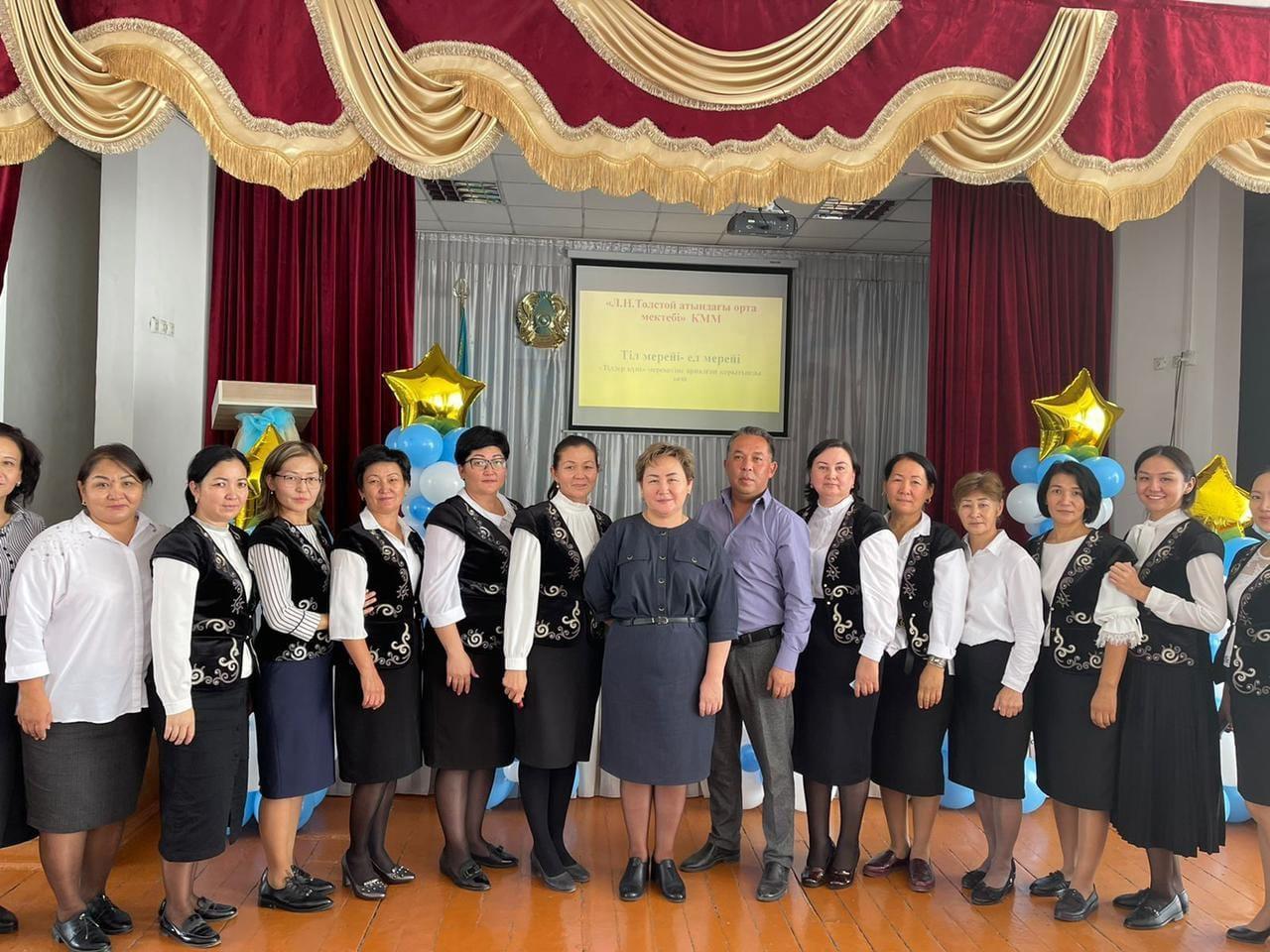 Мектебімізде 17-27 ақпан аралығында “Ахмет Байтұрсынұлы-қазақ мәдениетінің Хантәңірі”тақырыбында онкүндіктің ашылуы болды. Іс-шараның ашылуы конференция түрінде өткізілді.