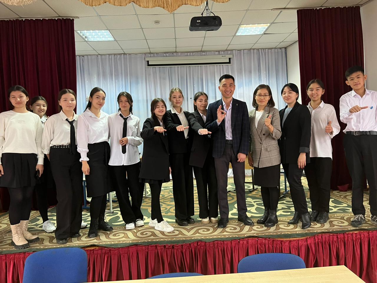 МЕКТЕБІМІЗДІҢ ЖАС ТАРЛАН-ПІКІРСАЙЫС КЛУБЫ